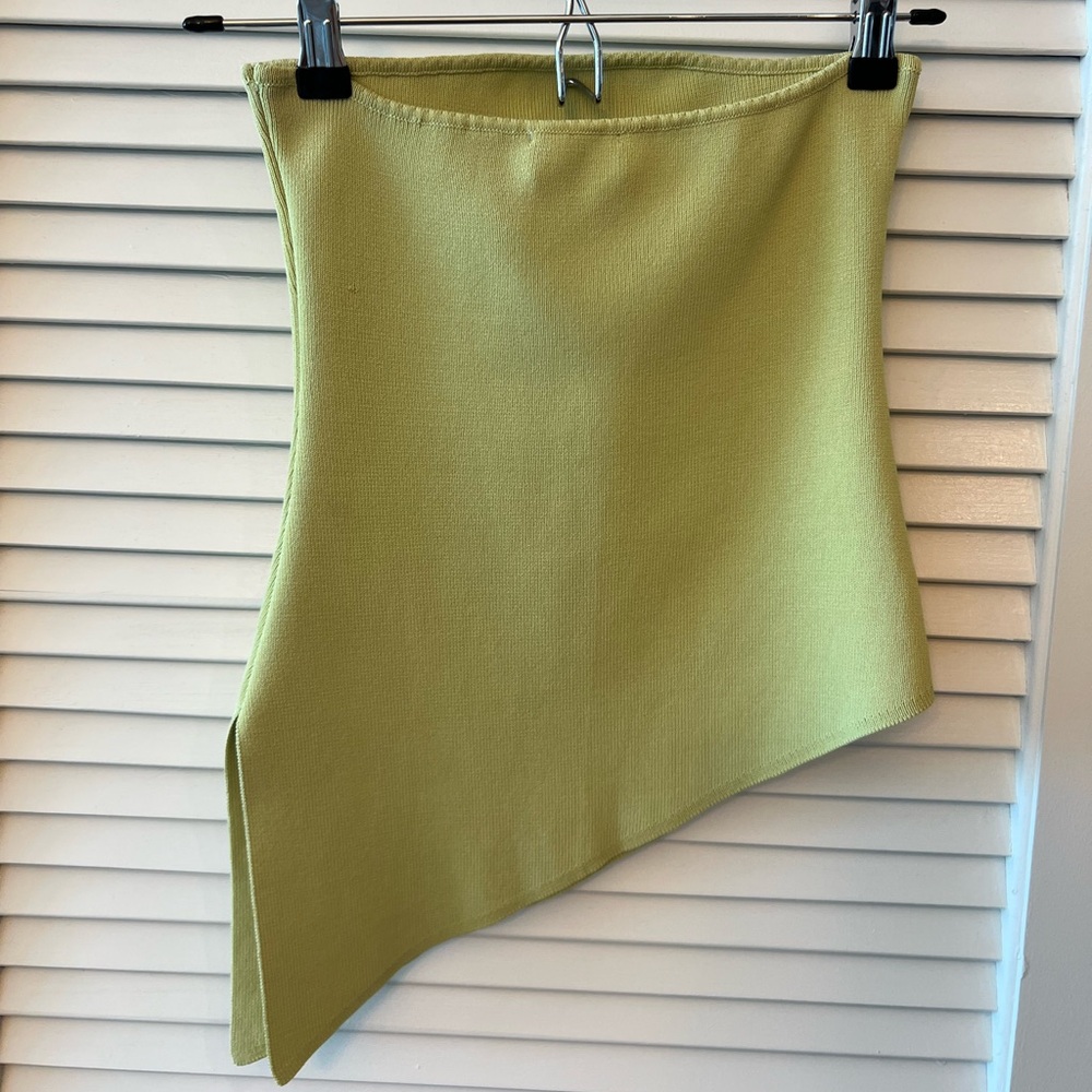 Meshki Sidney Asymmetric Strapless Knit Top - Picture 3 of 4